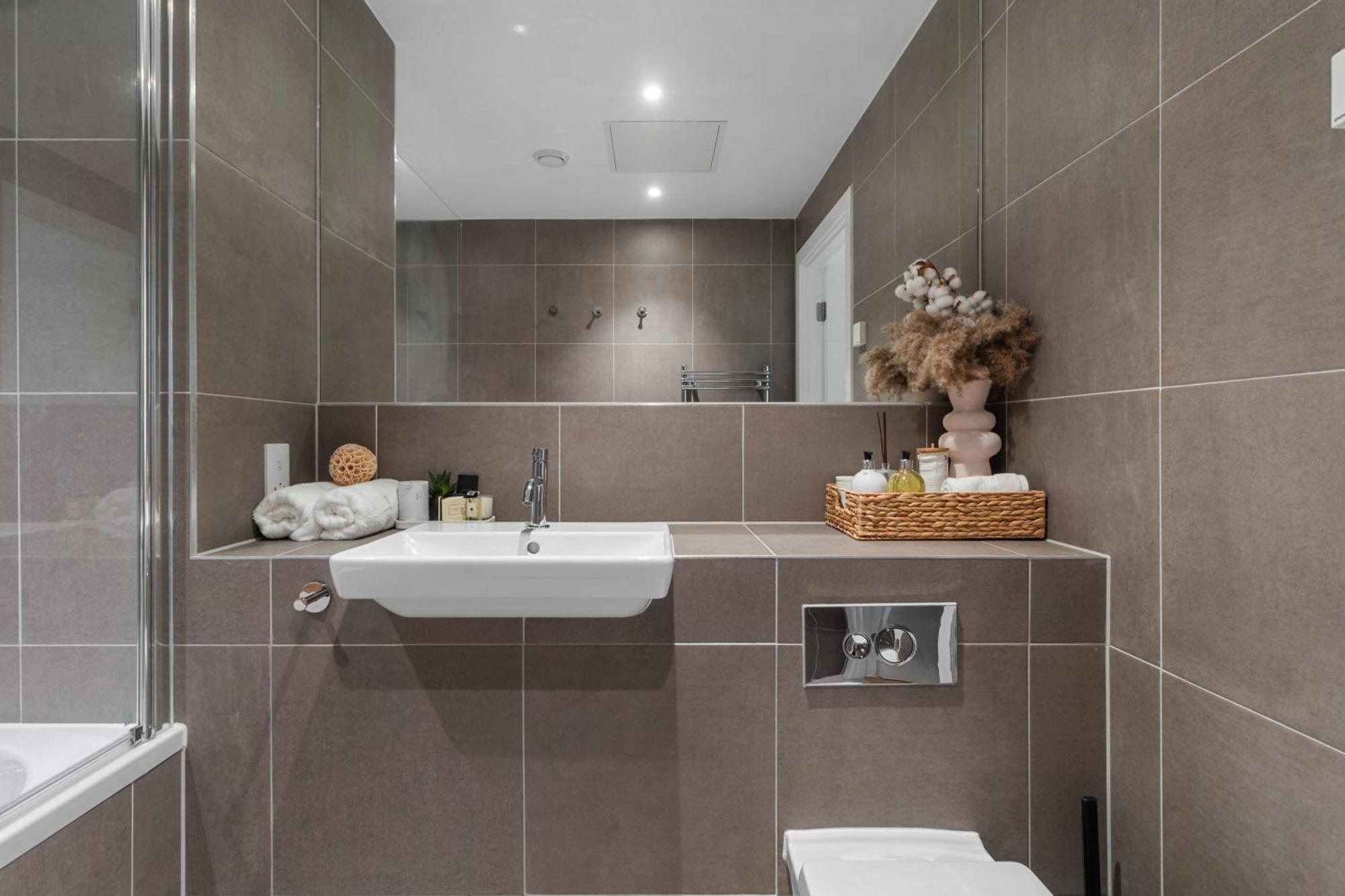 1 Bed With Balcony In Maida Vale, Kilburn - Couples, Corporate Professionals' * Londres